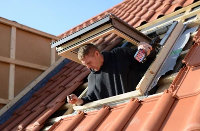 Pose de fenêtres de toit Velux à Plouégat-Moysan
